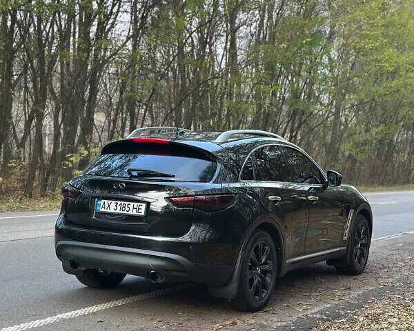 Черный Инфинити FX 35, объемом двигателя 3.5 л и пробегом 270 тыс. км за 14900 $, фото 8 на Automoto.ua