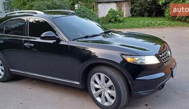 Черный Инфинити FX 35, объемом двигателя 3.5 л и пробегом 201 тыс. км за 11850 $, фото 32 на Automoto.ua