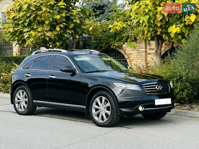 Черный Инфинити FX 35, объемом двигателя 3.5 л и пробегом 139 тыс. км за 9600 $, фото 11 на Automoto.ua
