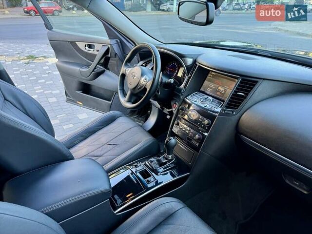 Черный Инфинити FX 35, объемом двигателя 3.5 л и пробегом 221 тыс. км за 11999 $, фото 50 на Automoto.ua