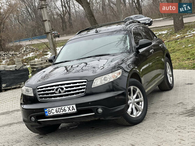 Черный Инфинити FX 35, объемом двигателя 3.5 л и пробегом 220 тыс. км за 7377 $, фото 12 на Automoto.ua