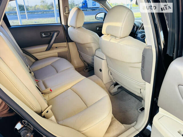 Черный Инфинити FX 35, объемом двигателя 3.5 л и пробегом 139 тыс. км за 9600 $, фото 28 на Automoto.ua