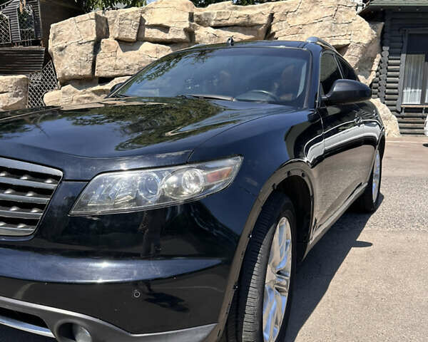 Черный Инфинити FX 35, объемом двигателя 3.5 л и пробегом 334 тыс. км за 9000 $, фото 3 на Automoto.ua