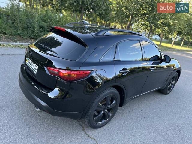 Черный Инфинити FX 35, объемом двигателя 0 л и пробегом 222 тыс. км за 11200 $, фото 32 на Automoto.ua