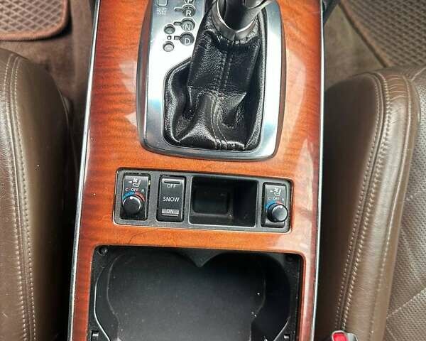 Черный Инфинити FX 35, объемом двигателя 3.5 л и пробегом 232 тыс. км за 12000 $, фото 15 на Automoto.ua