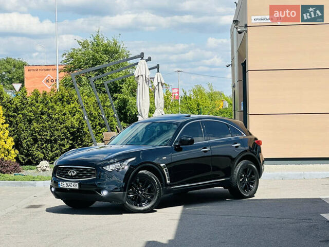Чорний Інфініті FX 35, об'ємом двигуна 3.5 л та пробігом 230 тис. км за 11350 $, фото 27 на Automoto.ua
