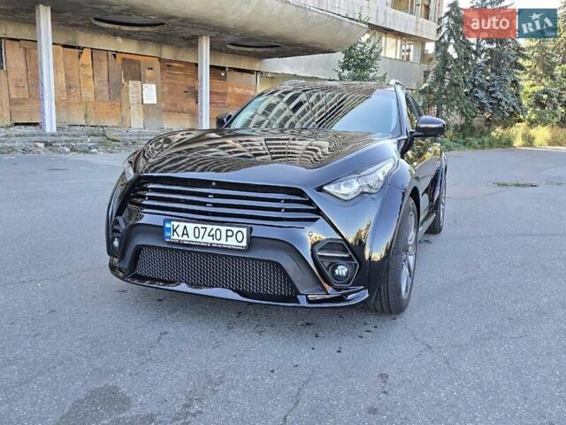 Черный Инфинити FX 35, объемом двигателя 3.5 л и пробегом 178 тыс. км за 14400 $, фото 3 на Automoto.ua