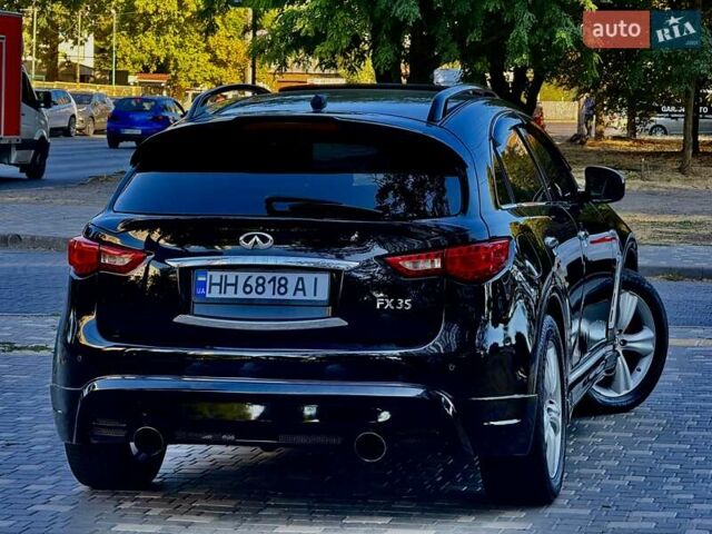Черный Инфинити FX 35, объемом двигателя 3.5 л и пробегом 221 тыс. км за 11999 $, фото 1 на Automoto.ua