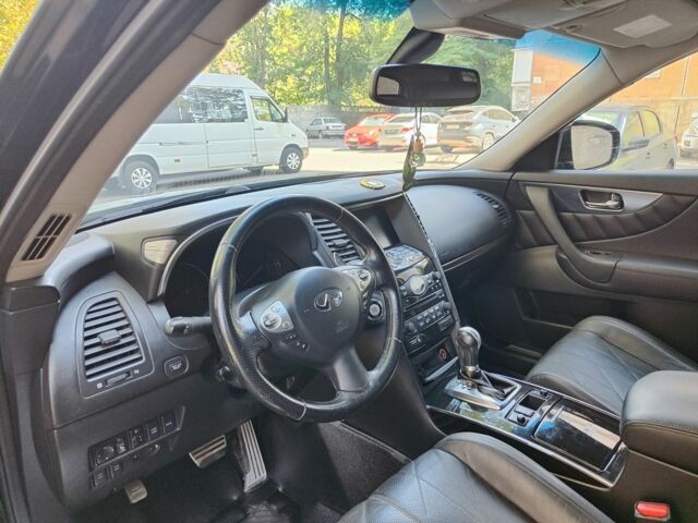 Черный Инфинити FX 35, объемом двигателя 3.5 л и пробегом 660 тыс. км за 12500 $, фото 3 на Automoto.ua