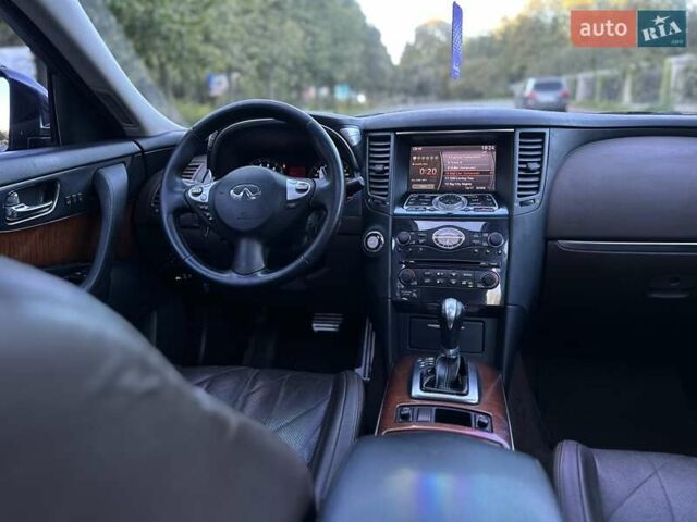 Черный Инфинити FX 35, объемом двигателя 0 л и пробегом 222 тыс. км за 11200 $, фото 48 на Automoto.ua