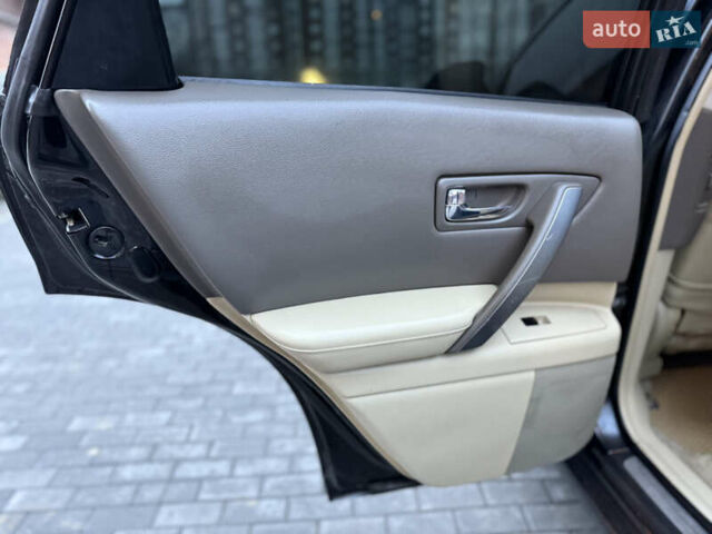 Чорний Інфініті FX 35, об'ємом двигуна 3.5 л та пробігом 177 тис. км за 8100 $, фото 35 на Automoto.ua