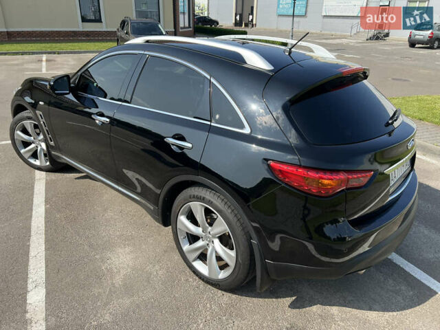 Чорний Інфініті FX 35, об'ємом двигуна 3.5 л та пробігом 192 тис. км за 13600 $, фото 40 на Automoto.ua