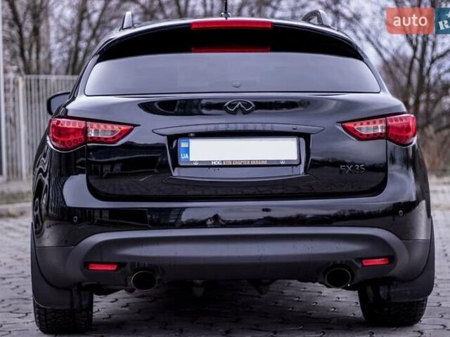 Черный Инфинити FX 35, объемом двигателя 3.5 л и пробегом 256 тыс. км за 13900 $, фото 10 на Automoto.ua