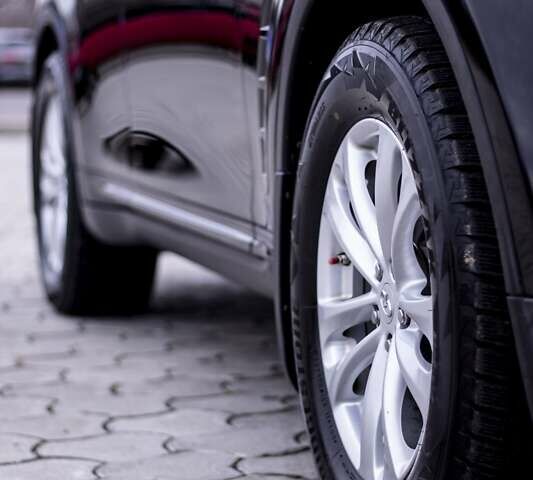 Черный Инфинити FX 35, объемом двигателя 3.5 л и пробегом 256 тыс. км за 13900 $, фото 12 на Automoto.ua