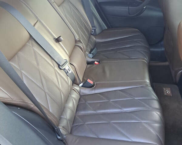 Черный Инфинити FX 35, объемом двигателя 3.5 л и пробегом 182 тыс. км за 15000 $, фото 13 на Automoto.ua