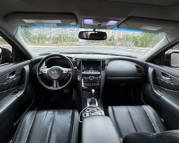 Черный Инфинити FX 35, объемом двигателя 3.5 л и пробегом 133 тыс. км за 16333 $, фото 21 на Automoto.ua