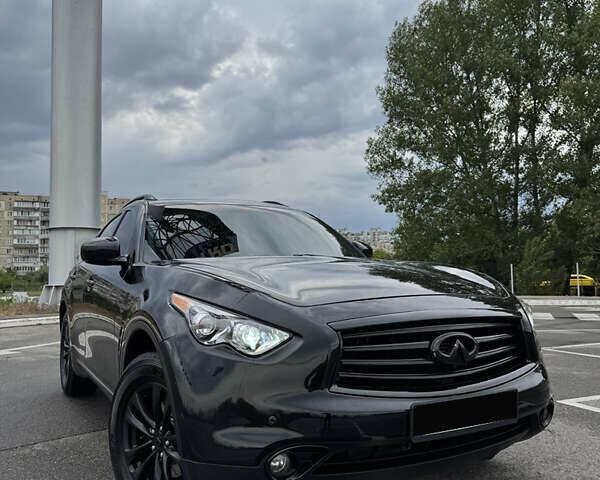 Черный Инфинити FX 35, объемом двигателя 3.5 л и пробегом 133 тыс. км за 16333 $, фото 9 на Automoto.ua