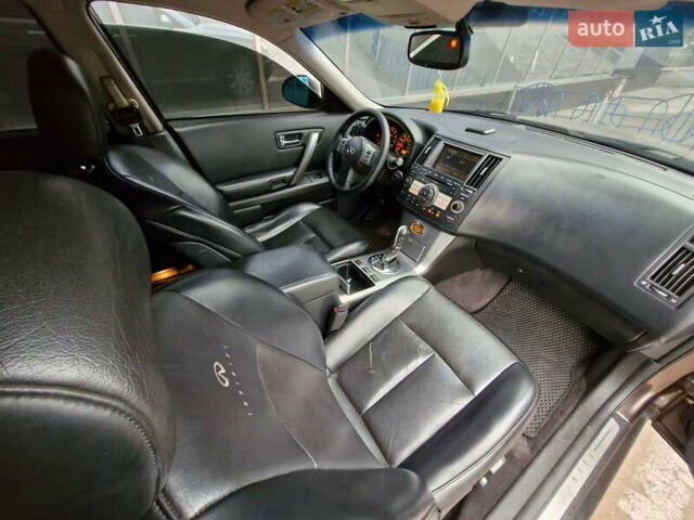 Коричневый Инфинити FX 35, объемом двигателя 3.5 л и пробегом 158 тыс. км за 8500 $, фото 22 на Automoto.ua