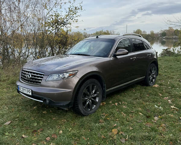 Коричневый Инфинити FX 35, объемом двигателя 3.5 л и пробегом 240 тыс. км за 9500 $, фото 1 на Automoto.ua