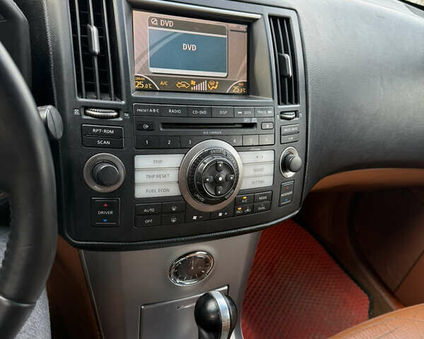 Коричневый Инфинити FX 35, объемом двигателя 3.5 л и пробегом 240 тыс. км за 9500 $, фото 11 на Automoto.ua