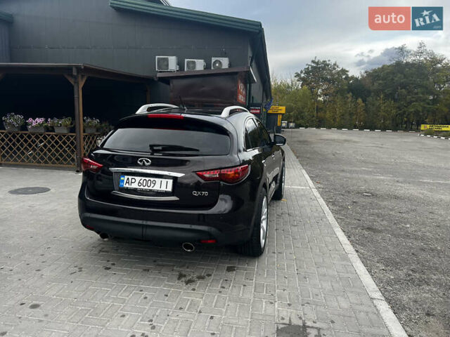 Коричневый Инфинити FX 35, объемом двигателя 3.5 л и пробегом 200 тыс. км за 17900 $, фото 5 на Automoto.ua