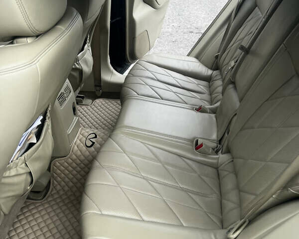 Коричневый Инфинити FX 35, объемом двигателя 3.5 л и пробегом 200 тыс. км за 17900 $, фото 19 на Automoto.ua