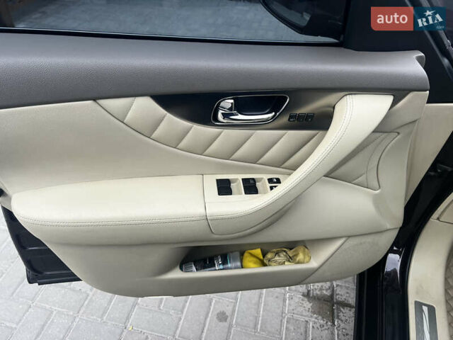 Коричневый Инфинити FX 35, объемом двигателя 3.5 л и пробегом 200 тыс. км за 17900 $, фото 21 на Automoto.ua