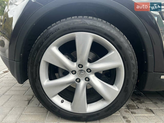 Коричневый Инфинити FX 35, объемом двигателя 3.5 л и пробегом 200 тыс. км за 17900 $, фото 12 на Automoto.ua