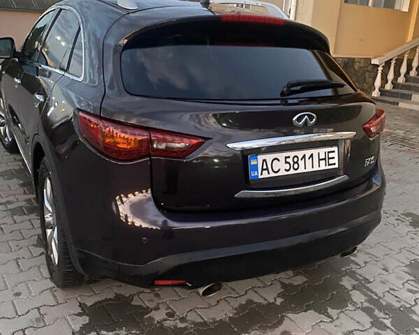 Коричневый Инфинити FX 35, объемом двигателя 3.5 л и пробегом 175 тыс. км за 15750 $, фото 4 на Automoto.ua