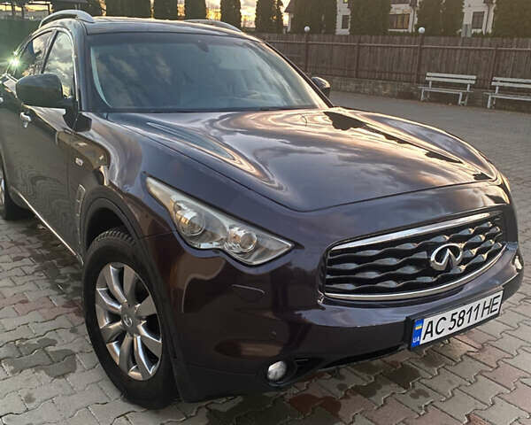Коричневый Инфинити FX 35, объемом двигателя 3.5 л и пробегом 175 тыс. км за 15750 $, фото 2 на Automoto.ua