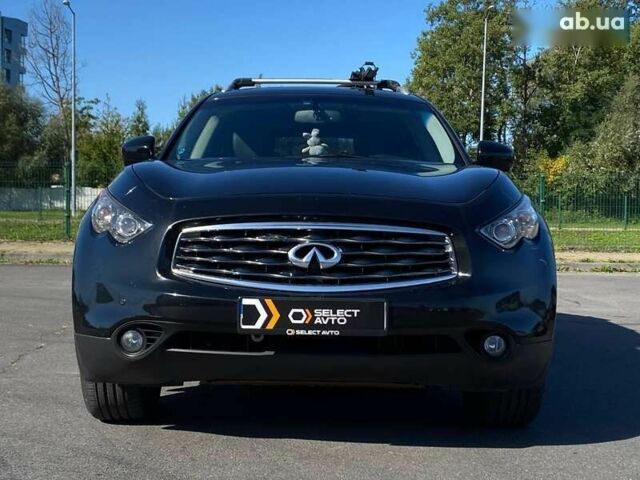Інфініті FX 35, об'ємом двигуна 0 л та пробігом 168 тис. км за 13490 $, фото 8 на Automoto.ua