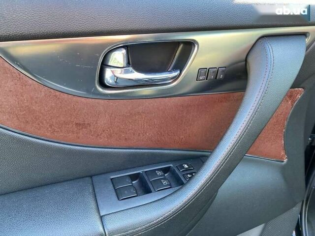 Інфініті FX 35, об'ємом двигуна 0 л та пробігом 168 тис. км за 13490 $, фото 12 на Automoto.ua