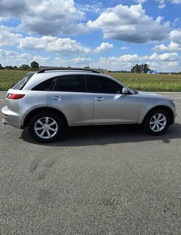 Серый Инфинити FX 35, объемом двигателя 3.5 л и пробегом 328 тыс. км за 8000 $, фото 5 на Automoto.ua
