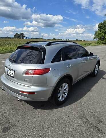 Серый Инфинити FX 35, объемом двигателя 3.5 л и пробегом 328 тыс. км за 8000 $, фото 6 на Automoto.ua