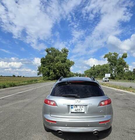 Серый Инфинити FX 35, объемом двигателя 3.5 л и пробегом 328 тыс. км за 8000 $, фото 1 на Automoto.ua