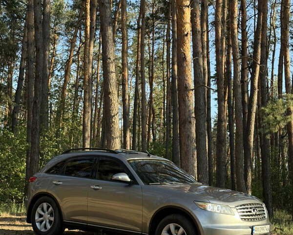 Сірий Інфініті FX 35, об'ємом двигуна 3.5 л та пробігом 335 тис. км за 8500 $, фото 3 на Automoto.ua