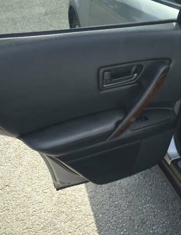 Серый Инфинити FX 35, объемом двигателя 3.5 л и пробегом 328 тыс. км за 8000 $, фото 15 на Automoto.ua