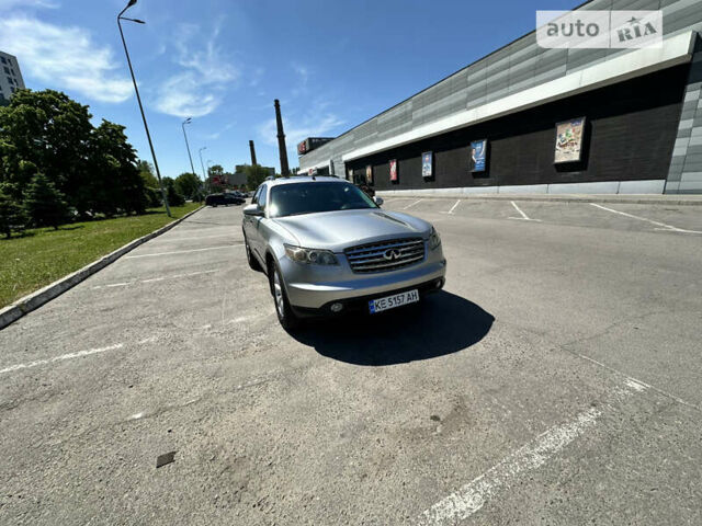 Сірий Інфініті FX 35, об'ємом двигуна 3.5 л та пробігом 282 тис. км за 6000 $, фото 13 на Automoto.ua