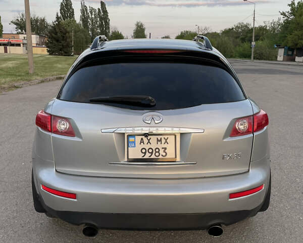 Серый Инфинити FX 35, объемом двигателя 3.5 л и пробегом 177 тыс. км за 7500 $, фото 5 на Automoto.ua