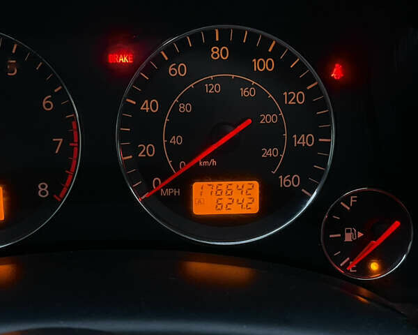 Серый Инфинити FX 35, объемом двигателя 3.5 л и пробегом 177 тыс. км за 7500 $, фото 14 на Automoto.ua