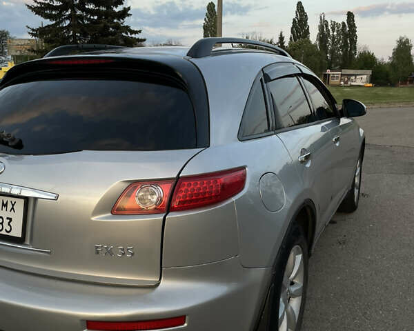 Серый Инфинити FX 35, объемом двигателя 3.5 л и пробегом 177 тыс. км за 7500 $, фото 8 на Automoto.ua