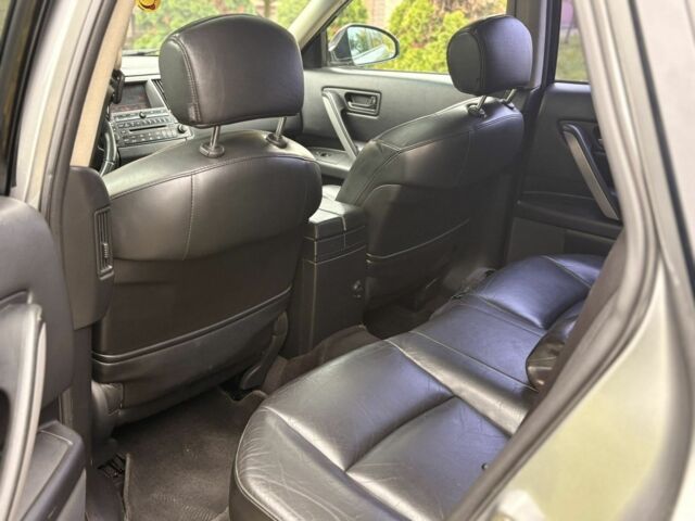 Серый Инфинити FX 35, объемом двигателя 3.5 л и пробегом 287 тыс. км за 7999 $, фото 4 на Automoto.ua