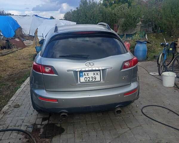 Сірий Інфініті FX 35, об'ємом двигуна 3.5 л та пробігом 300 тис. км за 6900 $, фото 6 на Automoto.ua
