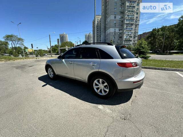 Сірий Інфініті FX 35, об'ємом двигуна 3.5 л та пробігом 282 тис. км за 6000 $, фото 5 на Automoto.ua