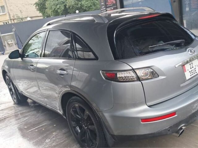Сірий Інфініті FX 35, об'ємом двигуна 3.5 л та пробігом 170 тис. км за 4500 $, фото 2 на Automoto.ua