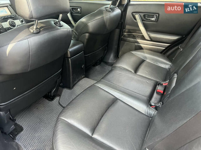 Сірий Інфініті FX 35, об'ємом двигуна 3.5 л та пробігом 218 тис. км за 7100 $, фото 15 на Automoto.ua
