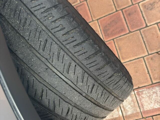 Сірий Інфініті FX 35, об'ємом двигуна 3.5 л та пробігом 141 тис. км за 8200 $, фото 15 на Automoto.ua