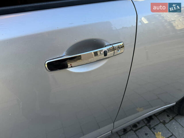 Серый Инфинити FX 35, объемом двигателя 3.5 л и пробегом 280 тыс. км за 7700 $, фото 19 на Automoto.ua