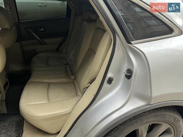 Сірий Інфініті FX 35, об'ємом двигуна 3.5 л та пробігом 226 тис. км за 8600 $, фото 8 на Automoto.ua