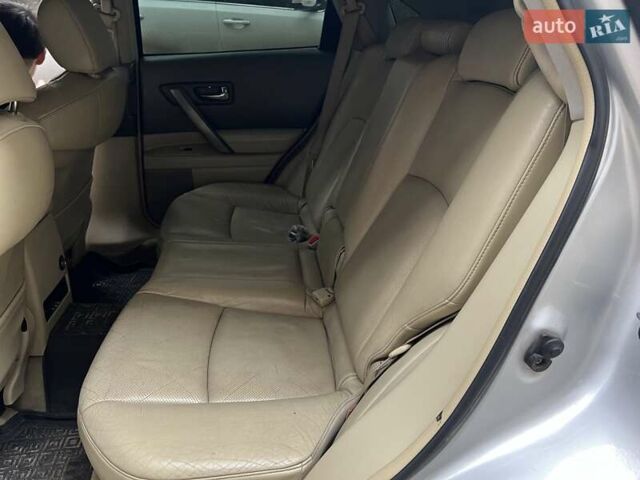 Сірий Інфініті FX 35, об'ємом двигуна 3.5 л та пробігом 226 тис. км за 8600 $, фото 9 на Automoto.ua